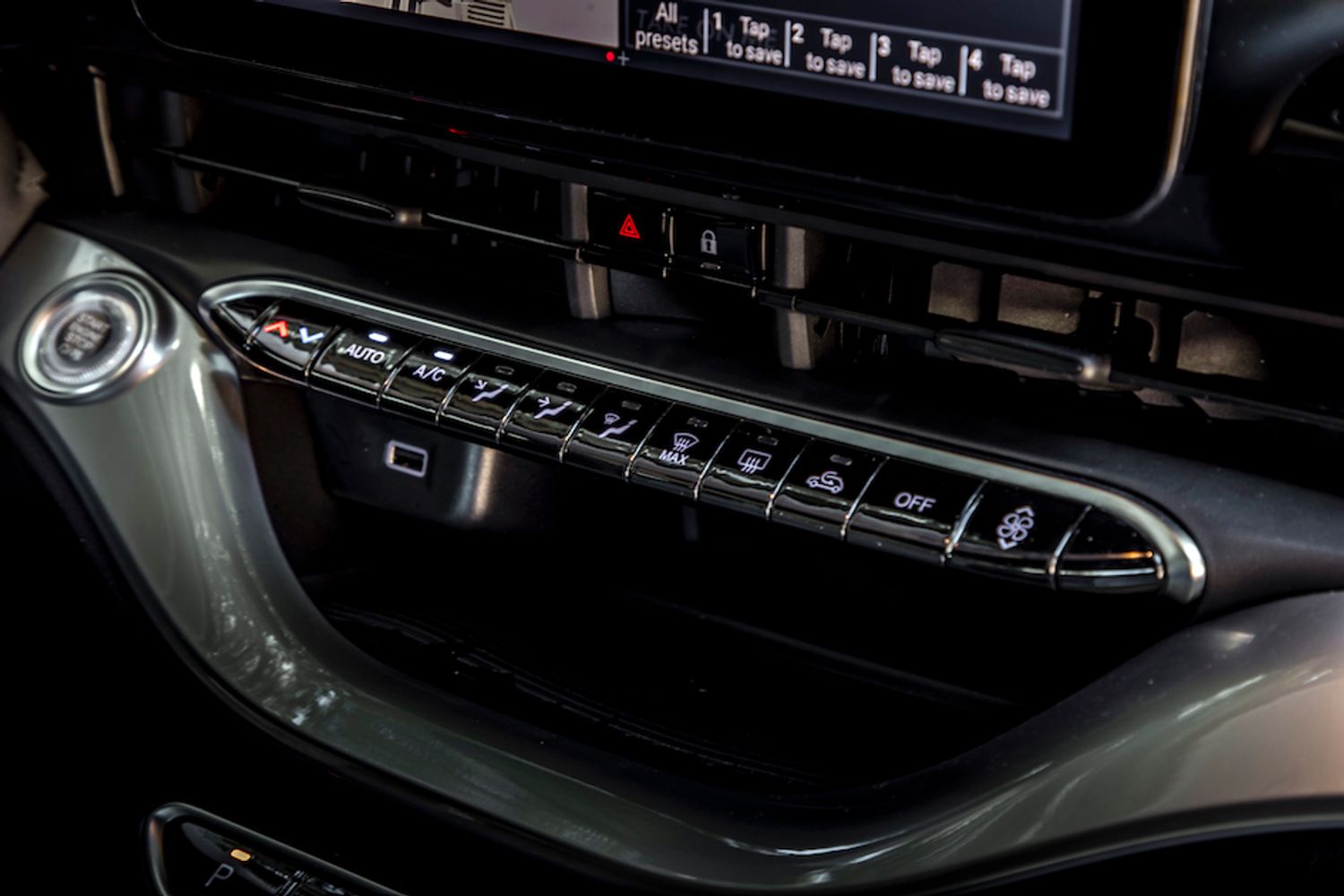 Fiat 500e control switches